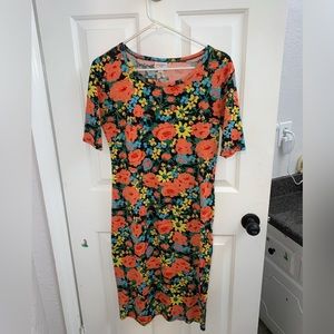 LuLaRoe Julia Beautiful Spring Floral Pattern Size Medium